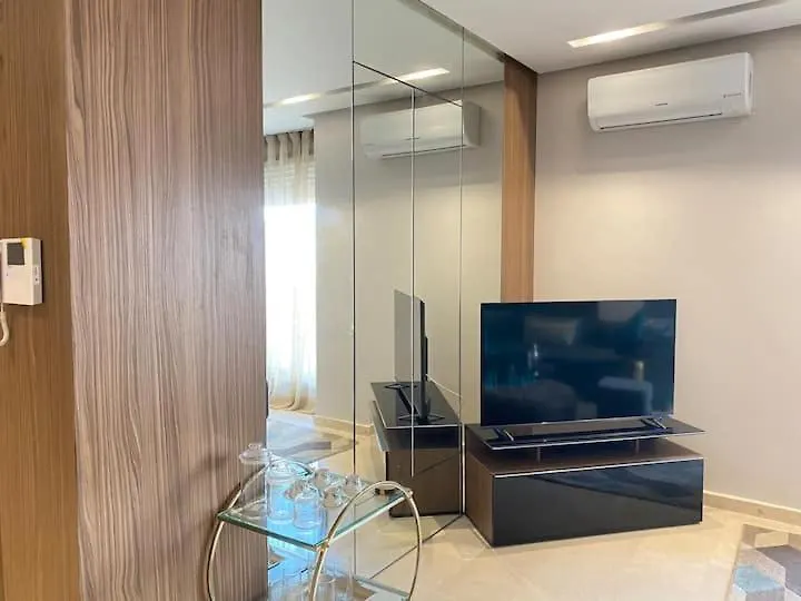 Pearl 13 - Brand New, Luxury & Elegant W/ Balcony Apartment Casablanca
